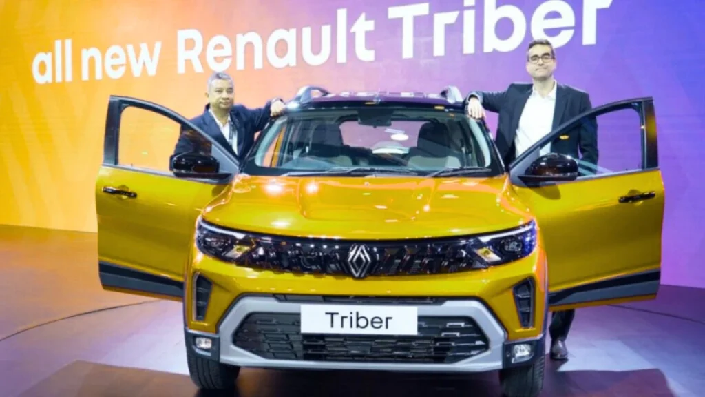 25 kmpl माइलेज और लग्जरी इंटीरियर के साथ गरीबों के बजट में, Renault Triber 2025 भारत में लॉन्च 6 Renault Triber