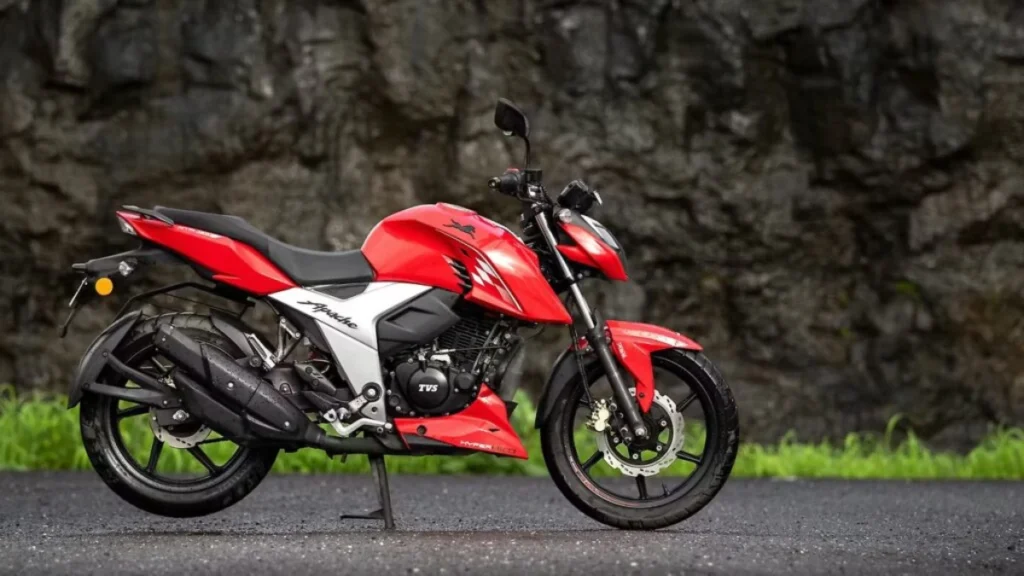 युवा राइडर्स के लिए खुशखबरी! TVS Apache RTR 160 का नया मॉडल है दमदार, माइलेज भी है शानदार। जल्दी करें, मौका हाथ से न जाए! 6 TVS Apache