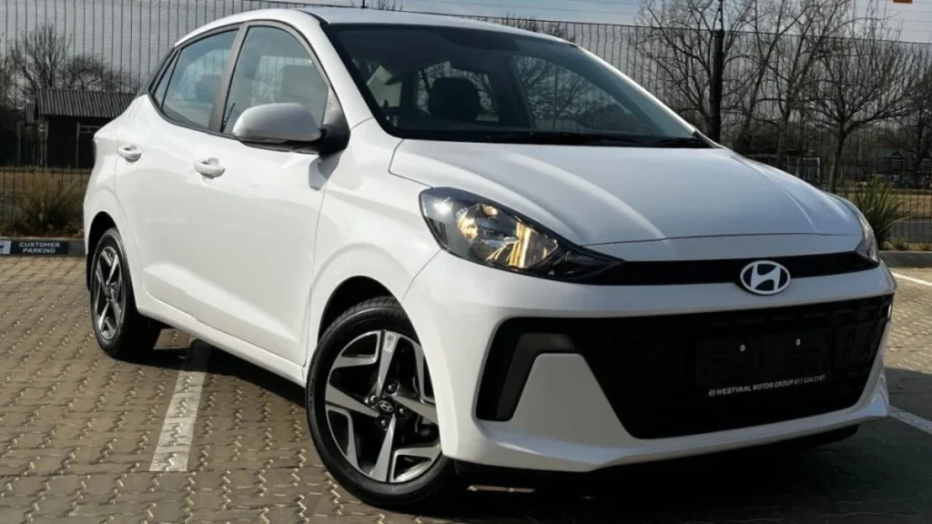 कम कीमत में Hyundai ने पेश की जबरदस्त कार, जो देती है शानदार माइलेज और प्रीमियम लुक। यह कार आपके बजट और स्टाइल दोनों पर फिट बैठती है! Hyundai Grand i10 Nios 6 hyundai-grand-i10